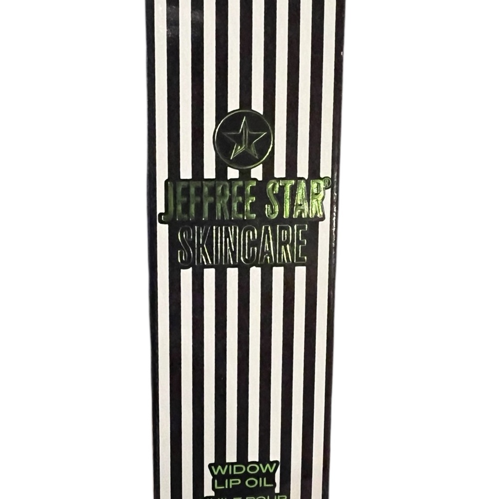 Jeffree Star “Widow” Lip Oil - Picture 3 of 3